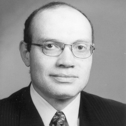 Amr Amin